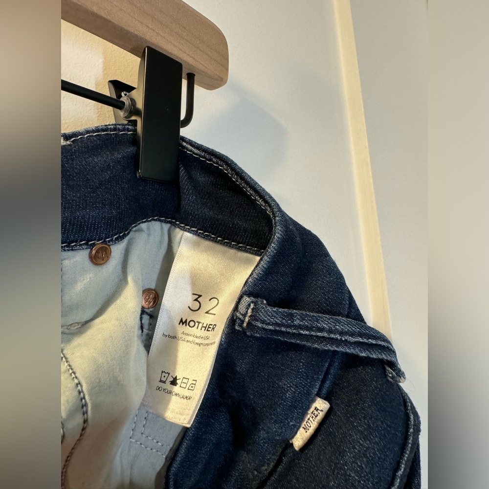 MOTHER Dark Wash Ankle Crop Jeans - Navy Blue - Picture 5 of 12